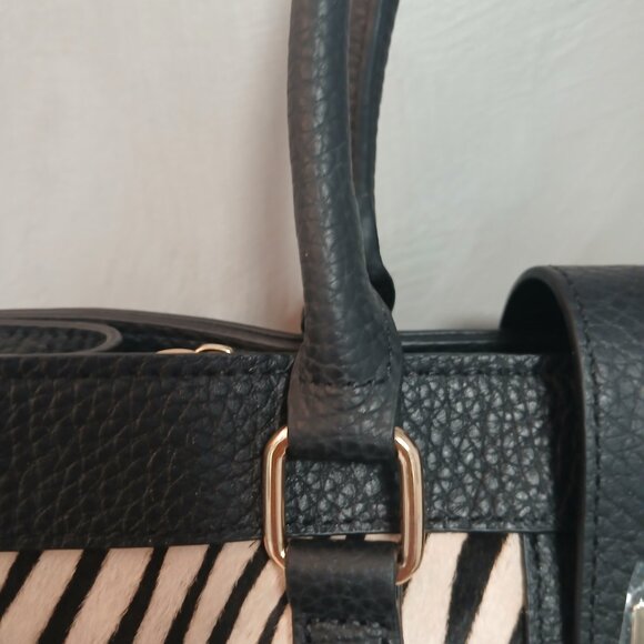 LA Marey Zebra Tote - Picture 9 of 11